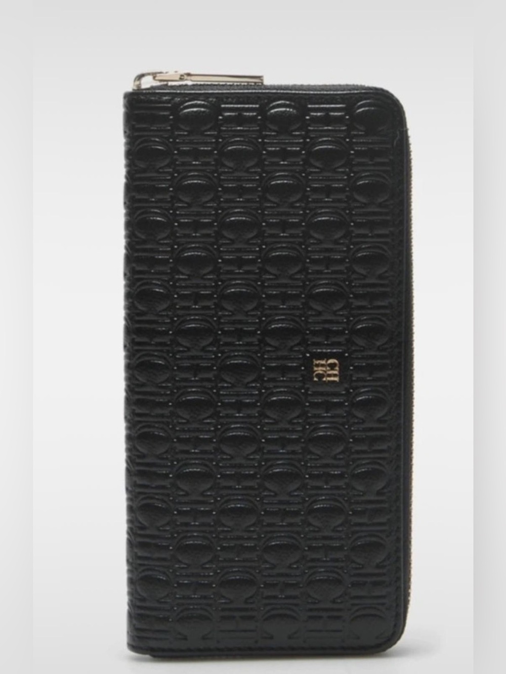 Black Embossed Zip Wallet with Gold Logo Carolina Herrera new
